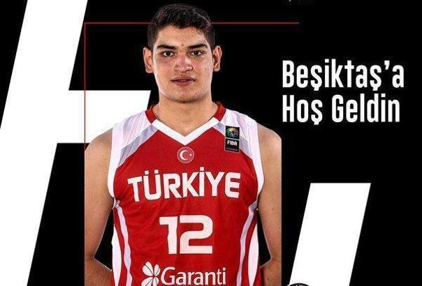 Genç pivot Furkan Haltalı, Beşiktaş'ta