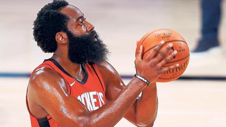 Houston'dan 48 dakikada 61 üçlük