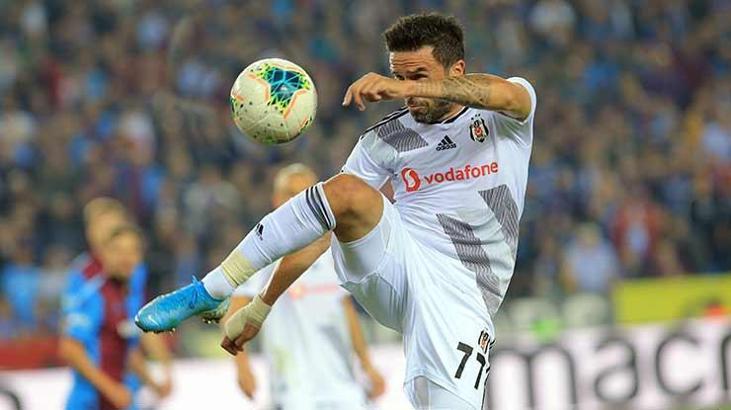 Transfer haberi... Gökhan Gönül'ün Fenerbahçe'ye imzası an meselesi...
