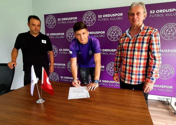 Emrullah Sarıhasanoğlu ve Oğuzhan Birben, 52 Orduspor FK'da