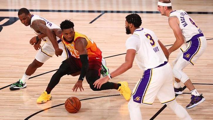 NBA'de Lakers, Jazz'ı yenerek Batı Konferansı liderliğini garantiledi