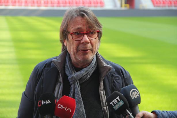 Göztepe'de gergin bekleyiş