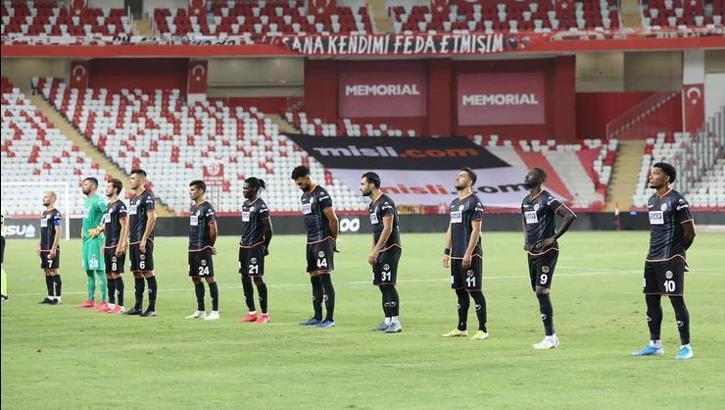 Alanyaspor'da yaprak dökümü