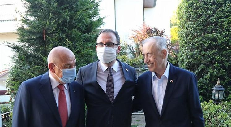 Bakan Kasapoğlu'ndan Mustafa Cengiz'e ziyaret