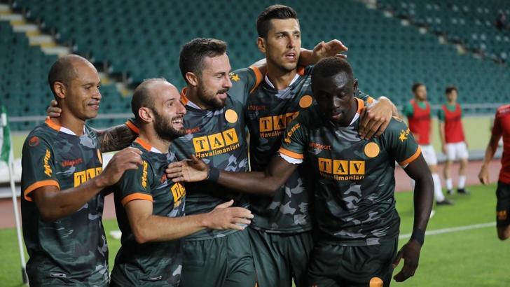 Alanyaspor'a 100 bin TL kupa primi
