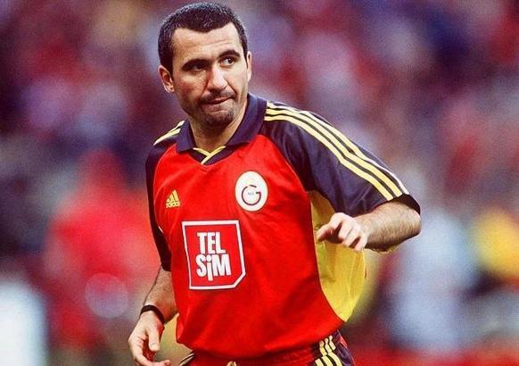 Galatasaray'da Hagi'nin ilk imzası unutulmadı