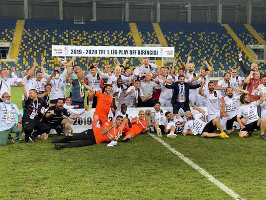 Fatih Karagümrük'ten Cüneyt Çakır ve TFF'ye teşekkür
