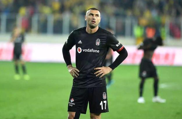 Burak Yılmaz, Lille'de ne kadar kazanacak?