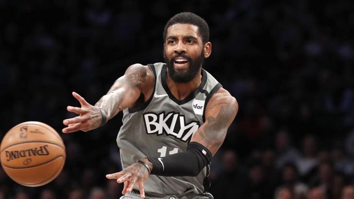 Kyrie Irving'den WNBA basketbolcularına dev yardım