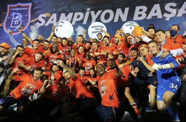 Şampiyon Başakşehir kupasına yarın kavuşuyor