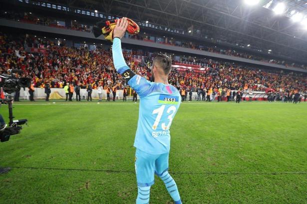 Göztepe'den Beto'ya teşekkür mesajı