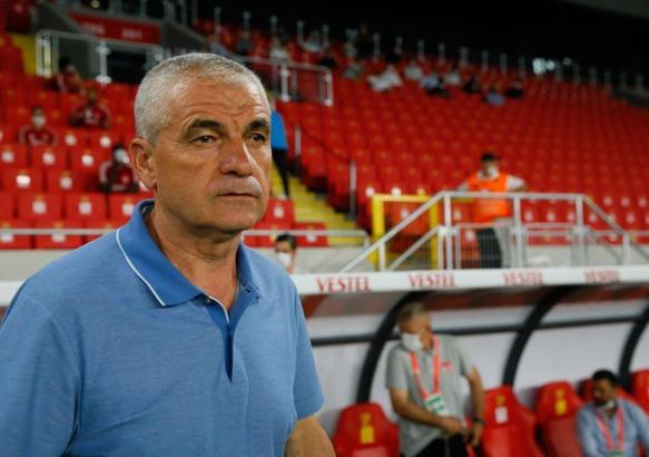 Rıza Çalımbay: Ligi daha iyi bir yerde bitirebilirdik