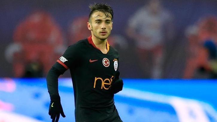 Ozan Kabak'tan sonra bir genç daha yolcu! Yunus Akgün'ü istiyorlar!