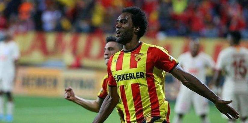 Göztepe'de ayrılan 5. isim Cameron Jerome oldu