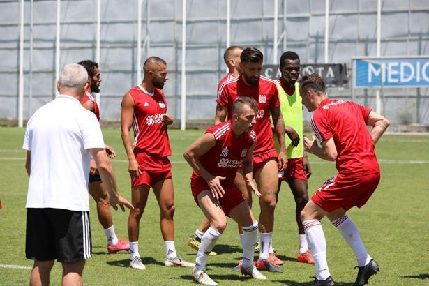 Sivasspor, Göztepe maçının hazırlıklarını tamamladı