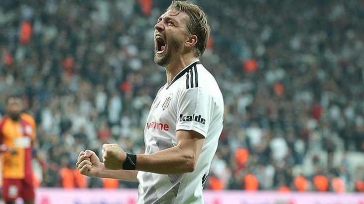 Galatasaray'dan Caner Erkin transferi için ilk temas