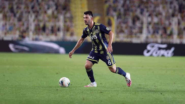 Tolgay Arslan transferi için görüşmeler başladı!