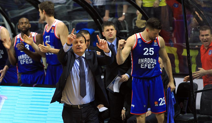 Ergin Ataman'dan Obradovic'e karşı Avrupa'da ilk deplasman galibiyeti!