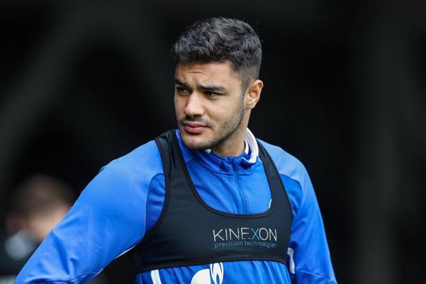 Ozan Kabak'a büyük övgü!