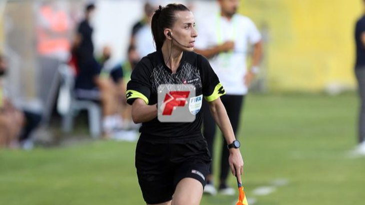 TFF 1. Lig'de 4 yıl sonra kadın hakem: Mürvet Yavuztürk