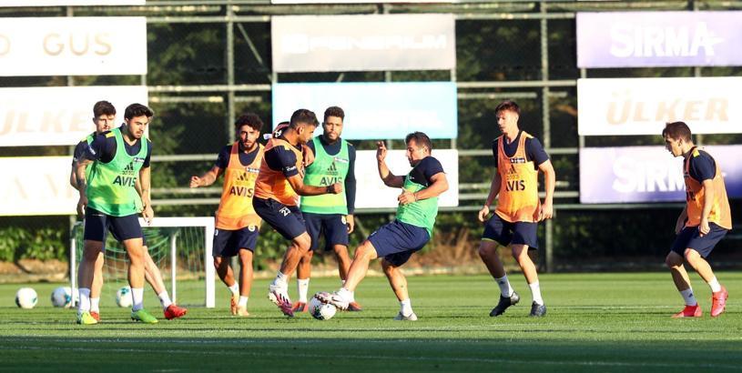 Fenerbahçe'de son dakika! İdmanda yumruklar konuştu! Emre Belözoğlu...
