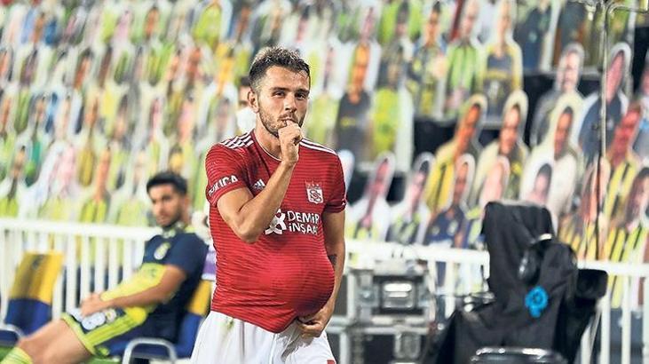Emre Galatasaray'a Amade!