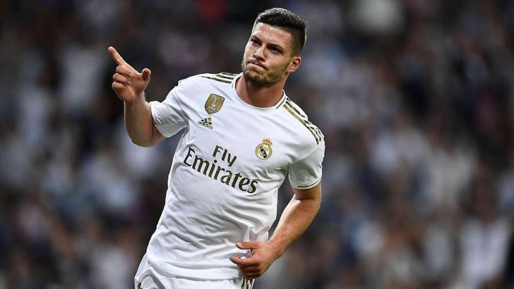 Luka Jovic yarışına Chelsea de katıldı