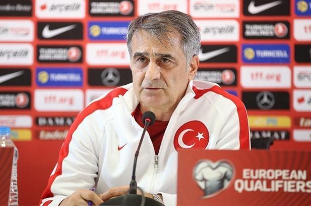 Şenol Güneş yabancı sınırına destek verdi!