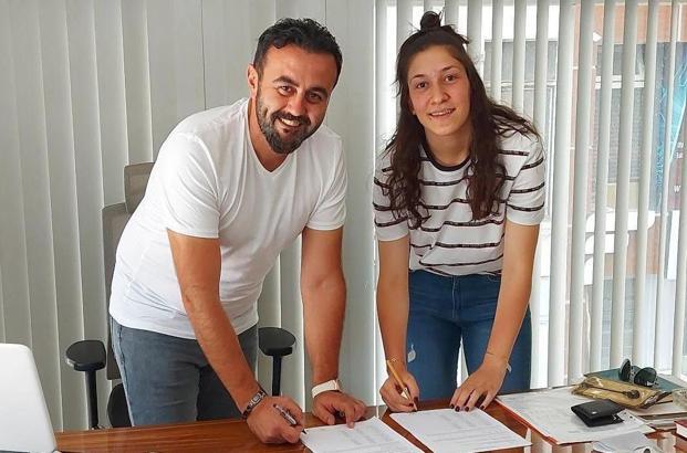 Bellona Kayseri Basketbol'dan Fatma Dikmen'e profesyonel sözleşme