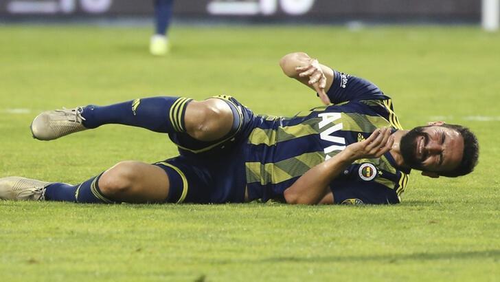 Fenerbahçe'de Mehmet Ekici belirsizliği! Almanya'ya gitti