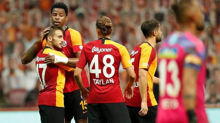 Galatasaray'da Yunus Akgün siftah yaptı