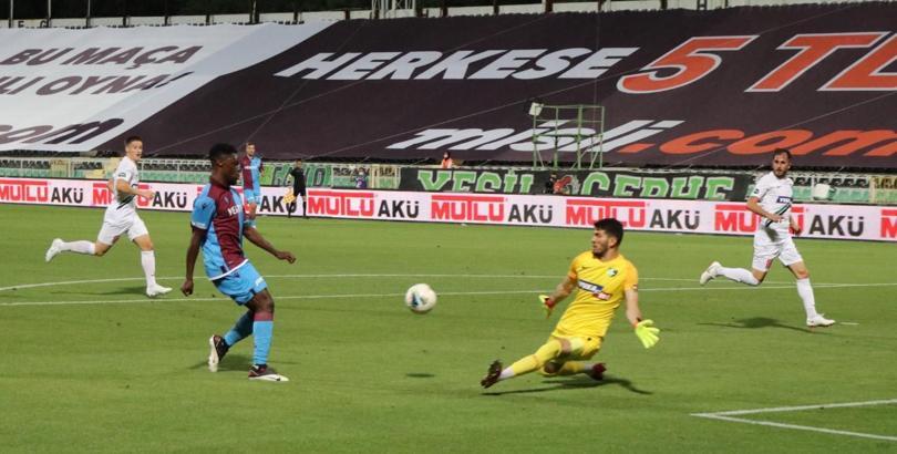 Denizlispor'da Hüseyin Altıntaş ilk Süper Lig maçına çıktı