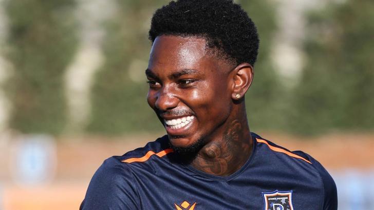 Eljero Elia, Başakşehir'den ayrılacağını resmen açıkladı!