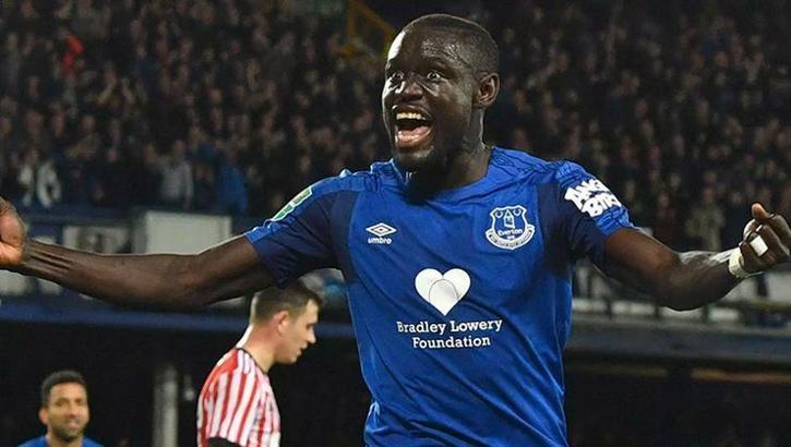 Niasse Everton'dan ayrıldı! Üç büyüklere müjde..