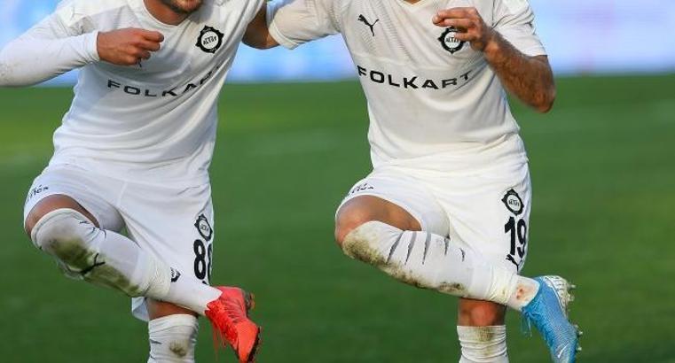 Altay'da sol beke iki aday var