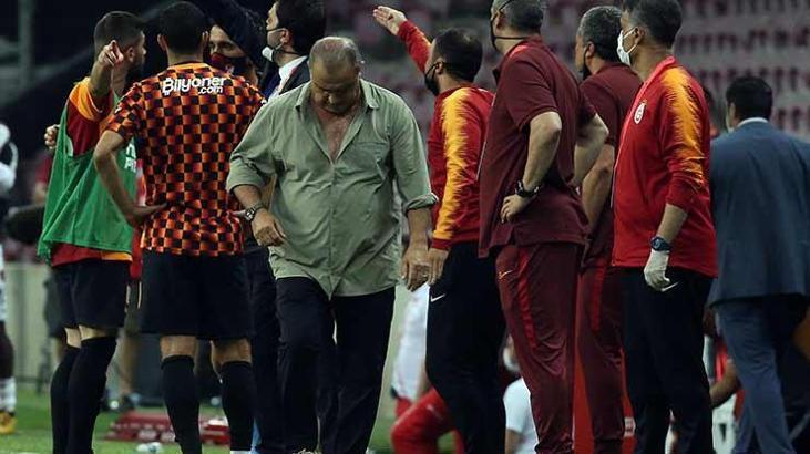 Galatasaray'da kadro operasyonu
