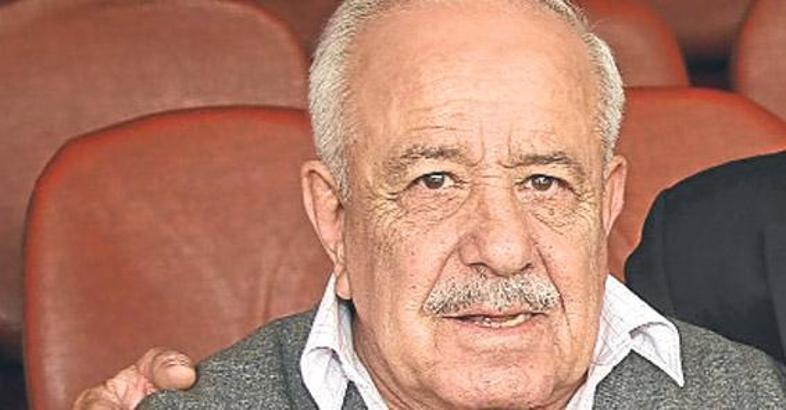 Galatasaray Coşkun Özarı'yı andı