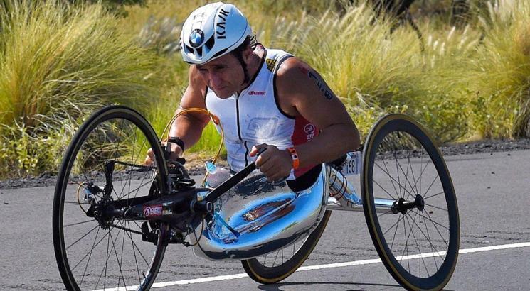 Bisikletle kaza yapan eski Formula 1 pilotu Zanardi'nin durumu kritik