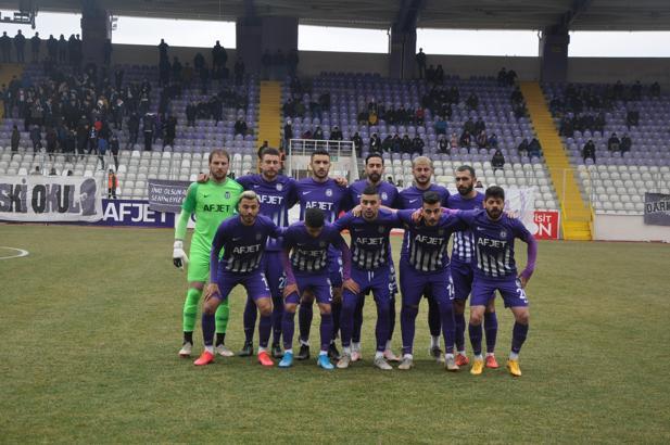 Afjet Afyonspor topbaşı yapıyor