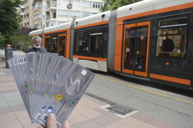 Eskişehirsporlu taraftarlar ‘Hatıra bileti'ne yoğun talep gösterdi