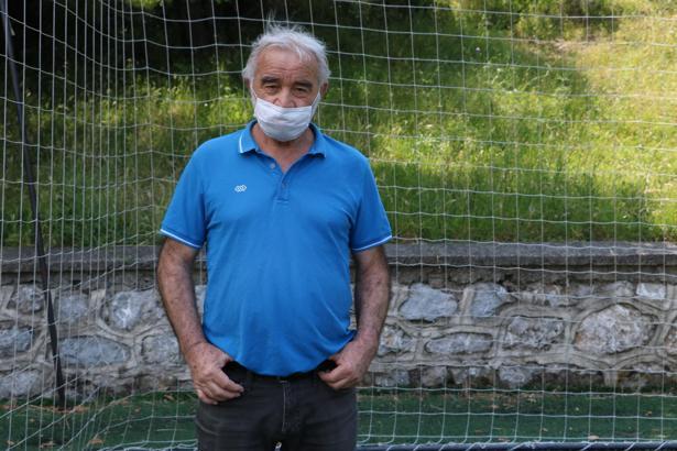 Hayri Dübüş genç antrenörlere taş çıkarttı