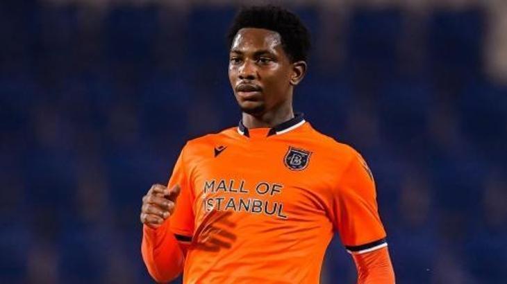 Başakşehir'de Elia gidiyor