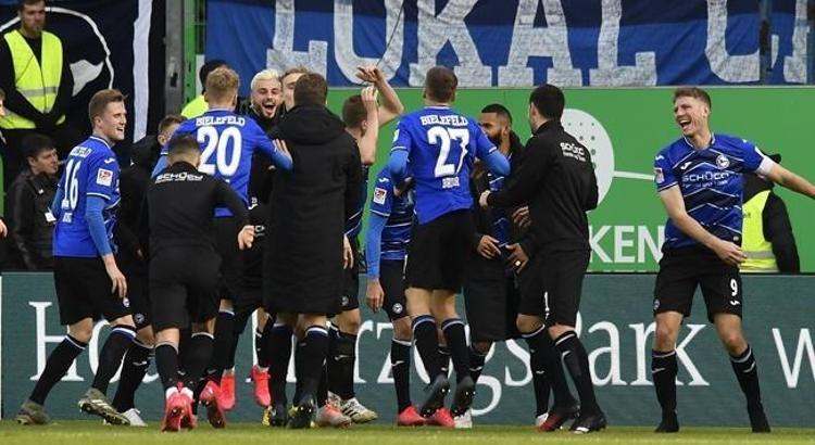 Arminia Bielefeld Bundesliga'ya yükseldi