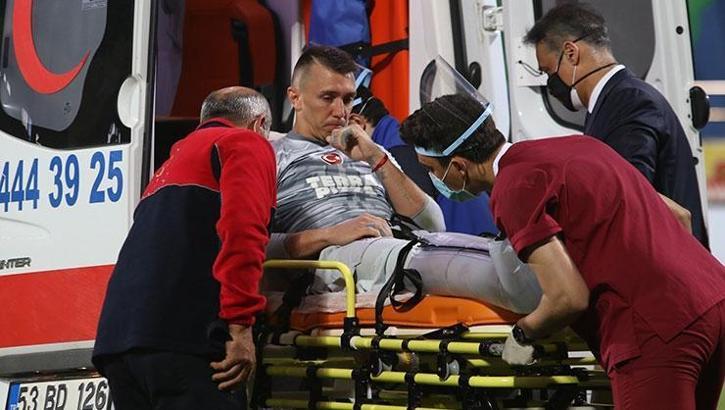 Alex'ten Muslera paylaşımı