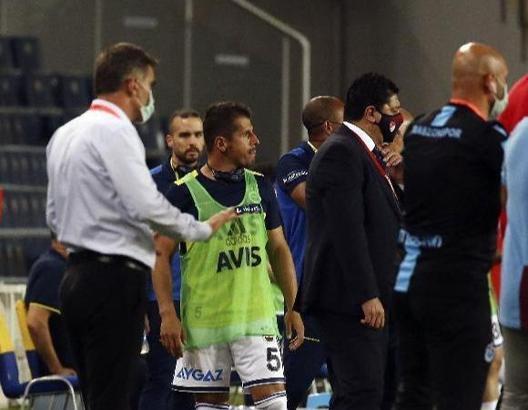 Emre Belözoğlu bilmecesi! Direk kırmızı kart mı gördü?