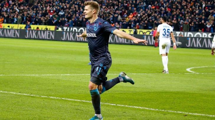 Borussia Dortmund'dan Sörloth hamlesi
