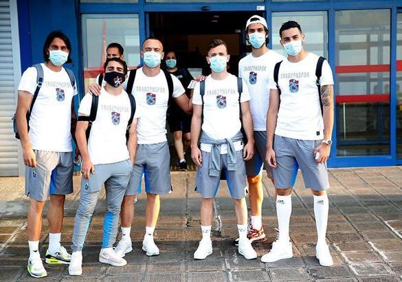Trabzonspor, Fenerbahçe maçı İstanbul'a geldi