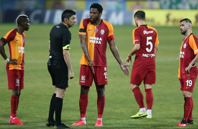 Galatasaray'a bir kötü haber daha! Ryan Donk Gaziantep maçında yok