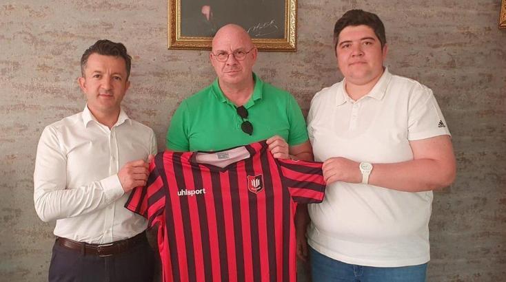 Uşakspor, Hasan Erkin Şimşir'le yeniden anlaştı
