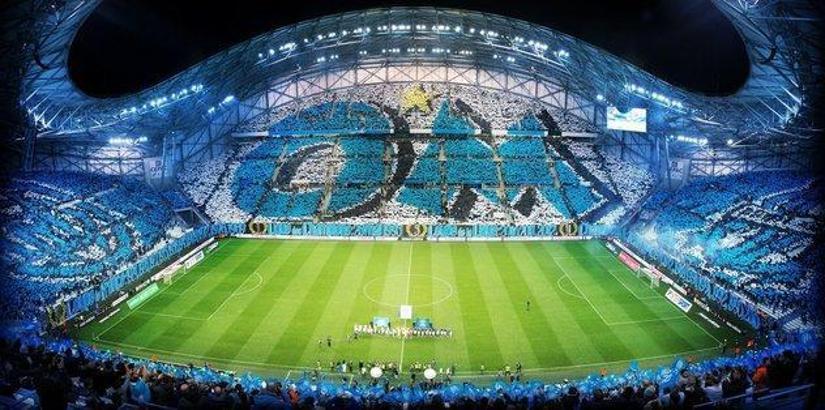 Olympique Marsilya'dan 5 genç futbolcuya profesyonel sözleşme